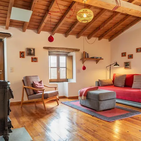 Cerdeira - Home For Creativity Lousa (Coimbra)