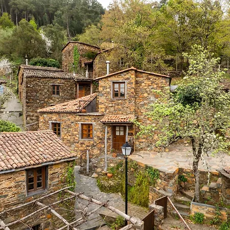 Cerdeira - Home For Creativity Country house Lousa (Coimbra)