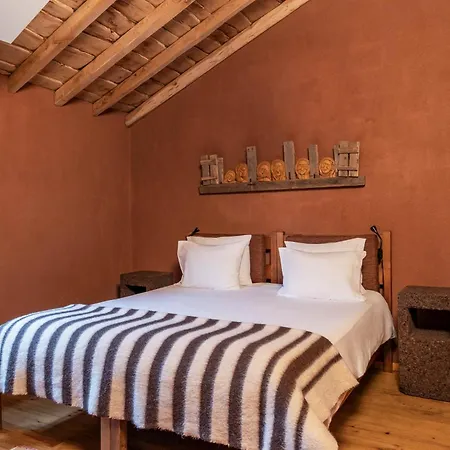 Casa de Campo Cerdeira - For Creativity