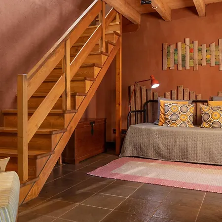 Casa rural Cerdeira - For Creativity