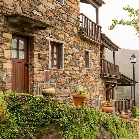 Cerdeira - For Creativity Lantställe Lousã