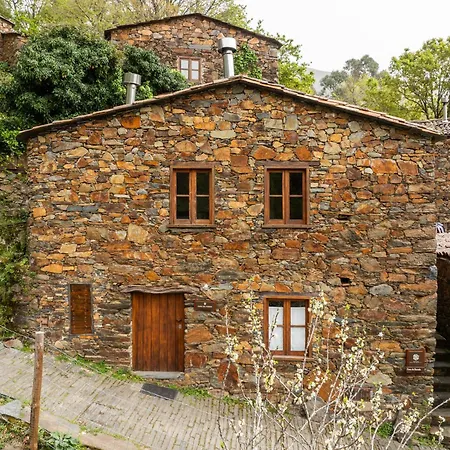 Kır Evi Cerdeira - For Creativity