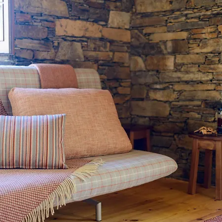 Cerdeira - For Creativity Lantställe Lousã