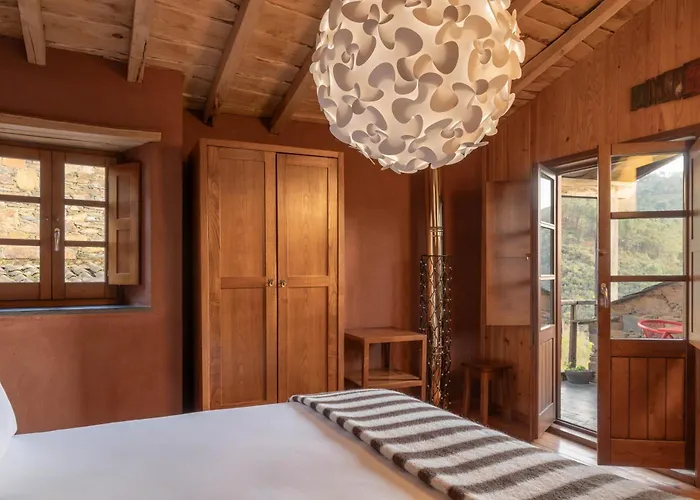 منزل ريفي Cerdeira - For Creativity Lousã