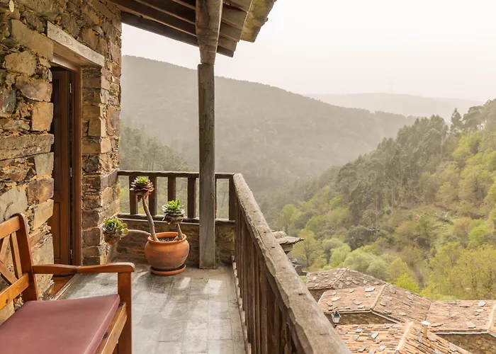 Cerdeira - For Creativity منزل ريفي