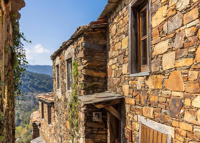 Cerdeira - For Creativity * Lousã