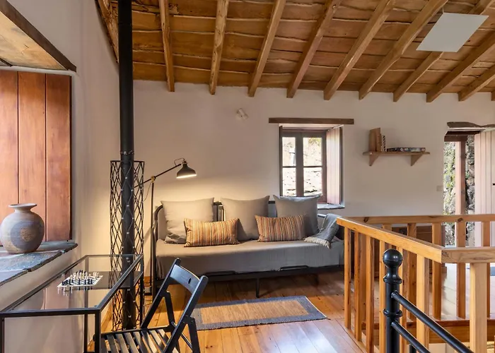 منزل ريفي Cerdeira - For Creativity Lousã