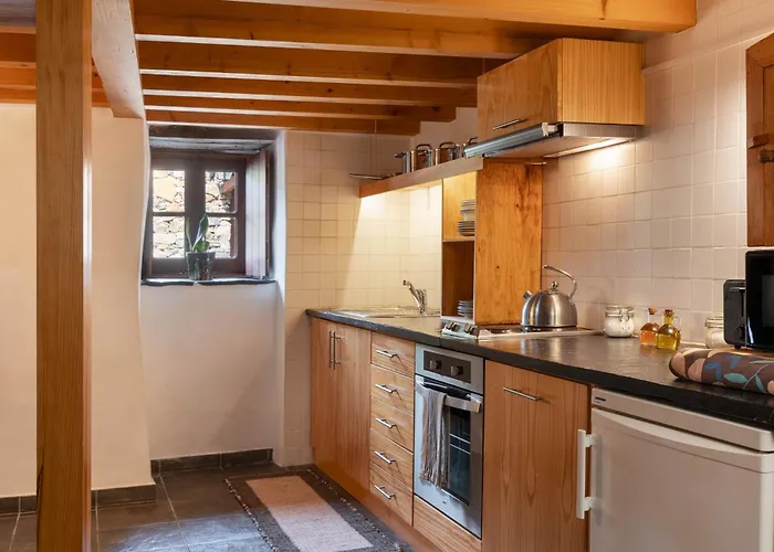 בית כפרי Cerdeira - For Creativity